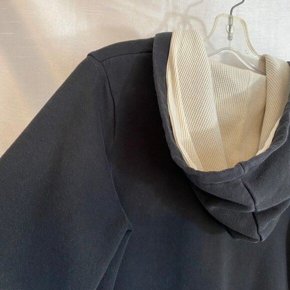 CCM NHL 2014  Winter Classic Detroit Red Wings Hoodie Ladies Med Black /Red - Picture 11 of 14